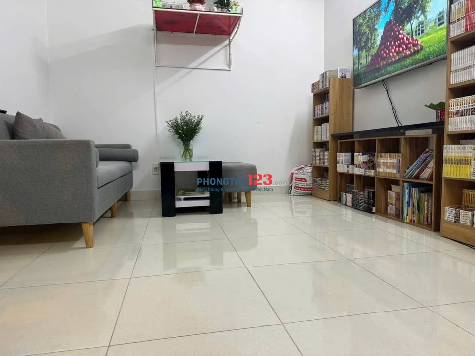 Cho thuê chung cư Ruby Garden, 02 Nguyễn Sỹ Sách- Căn 2PN sẵn nội thất giá 8tr5/th