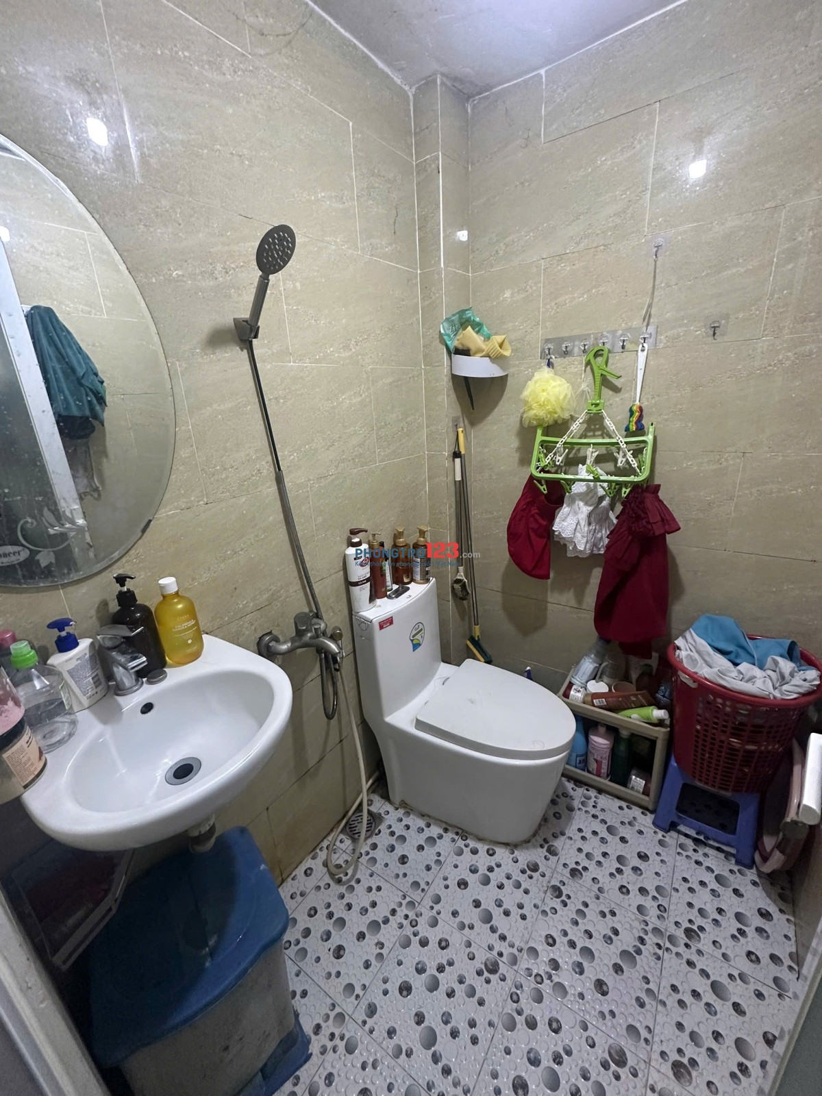 Nhà dư phòng cho thuê lại 1 phòng