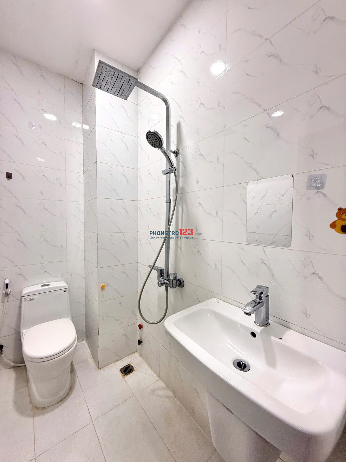 Căn Hộ Xinh Xắn NEW 1000% Ngay ĐH Bách Khoa Q10