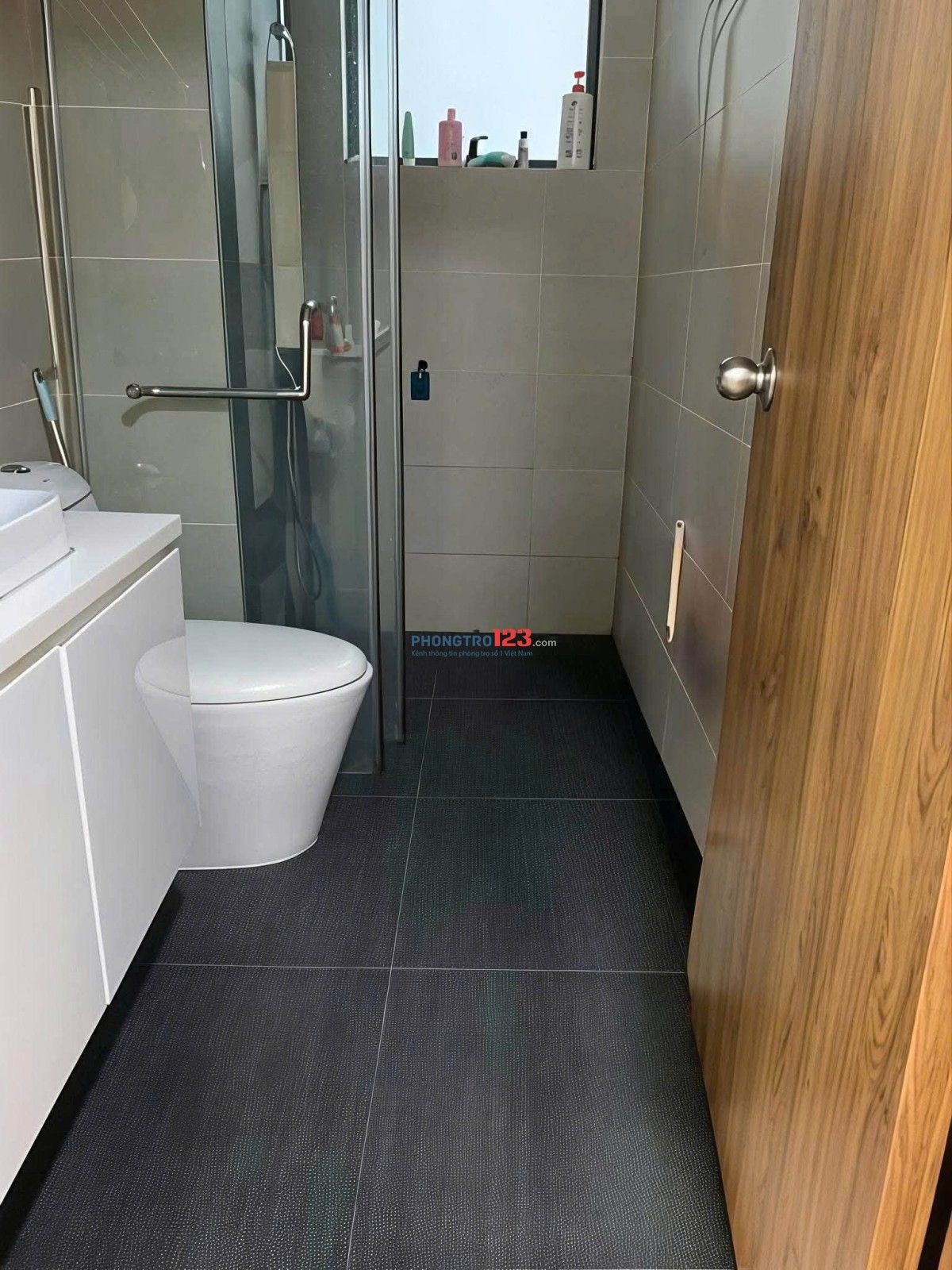 Căn hộ cao cấp Satra Eximland- 2PN nội thất đầy đủ, 79m2 giá 16 Tr/th.