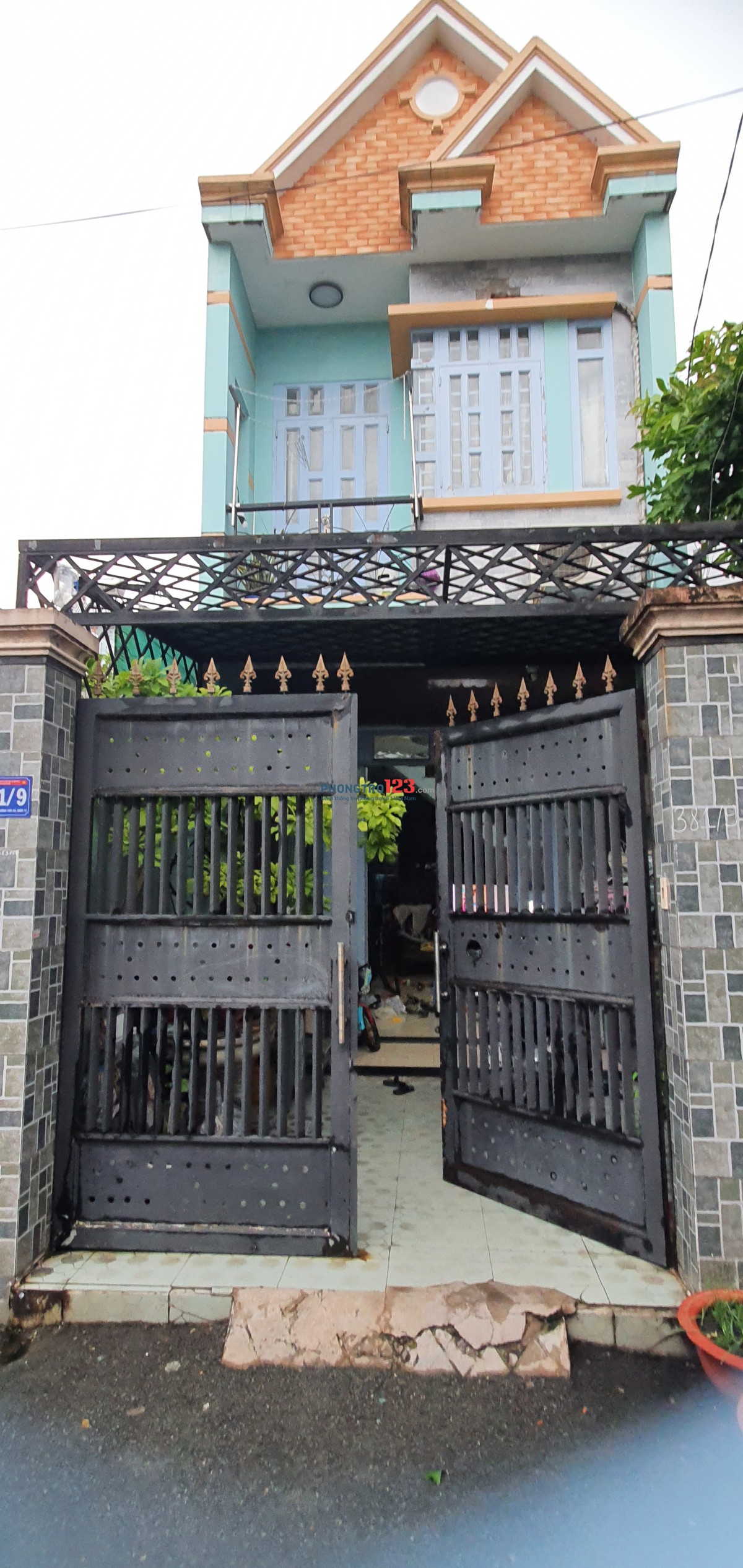 Nhà cho thuê nguyên căn ngang 4m dài 23m: 1 lầu, 4PN