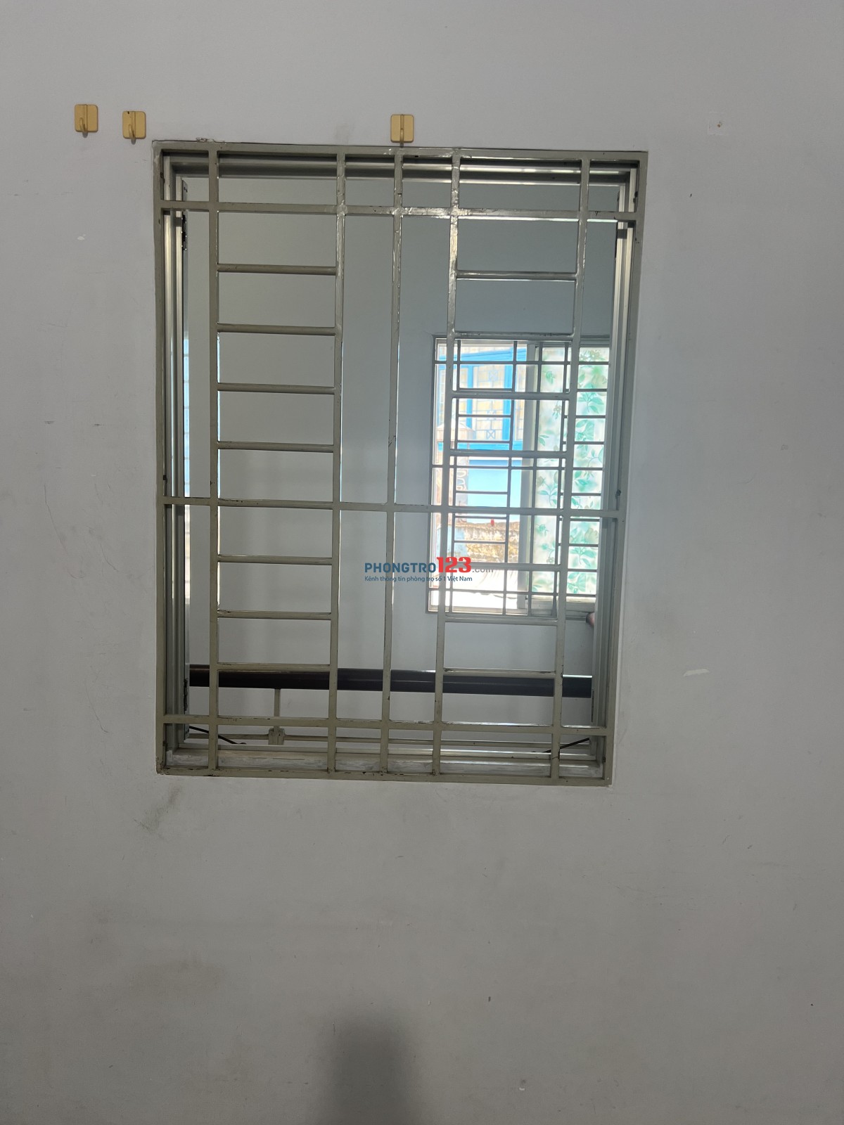 Có 1 phòng cho thuê ở Vòng xoay Lăng Cha Cả, đường Hoàng Văn Thụ, P.2, Q. Tân Bình, HCM
