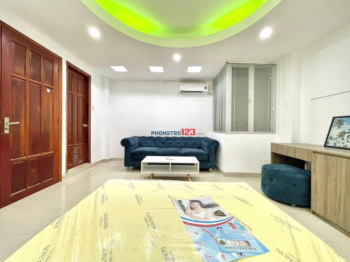 PHÒNG FULL NỘI THẤT TÁCH BẾP NGUYÊN CĂN SIÊU RỘNG NGUYÊN TẦNG RỘNG RÃI THOÁNG MÁT TIỆN QUA Q1, Q3