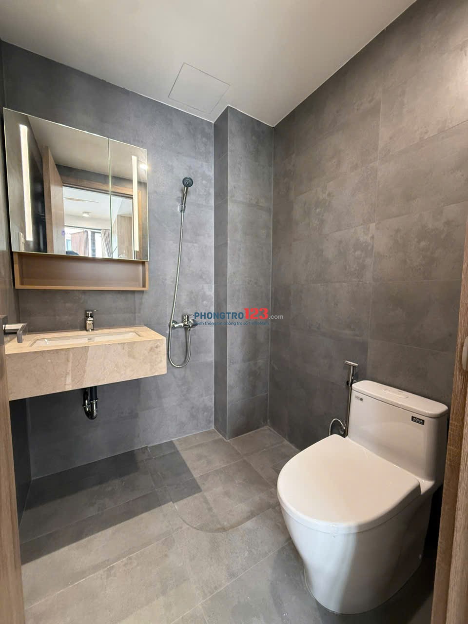 CHO THUÊ STUDIO 35M2 GẦN TRUNG TÂM QUẬN 1 - FULL NỘI THẤT