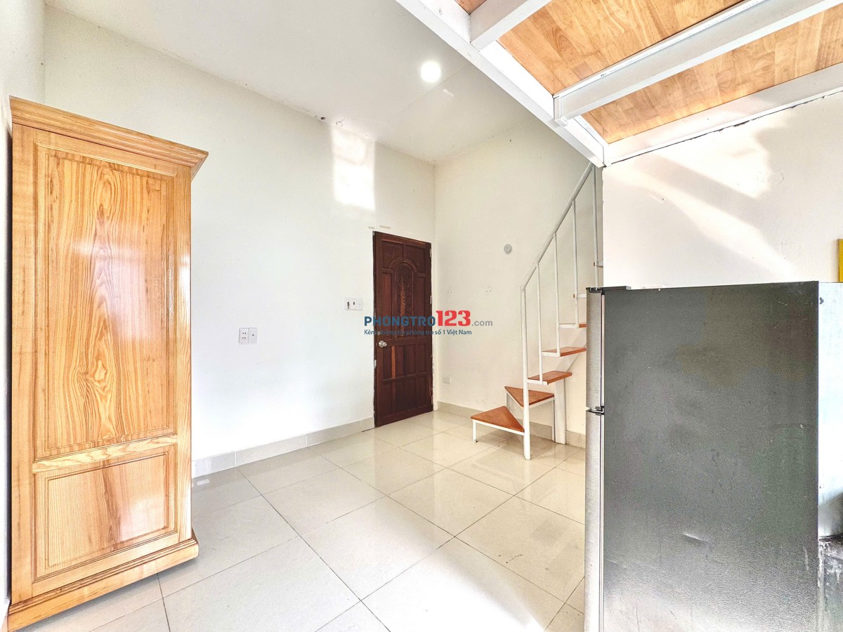 Duplex rộng cửa sổ thoáng full tiện nghi - Bùi Đình Túy gần chợ Bà Chiểu
