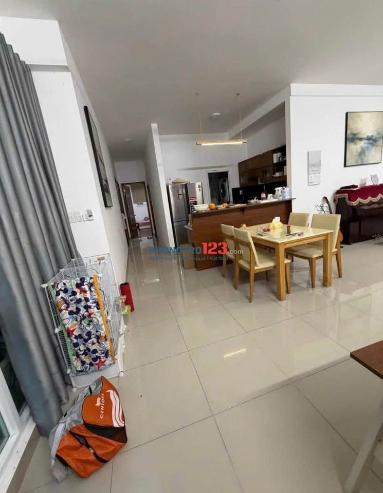 Cho thuê C/c Ruby Garden - Full nội thất 90m2 giá 10.5 tr/th, nhà trống sẵn.