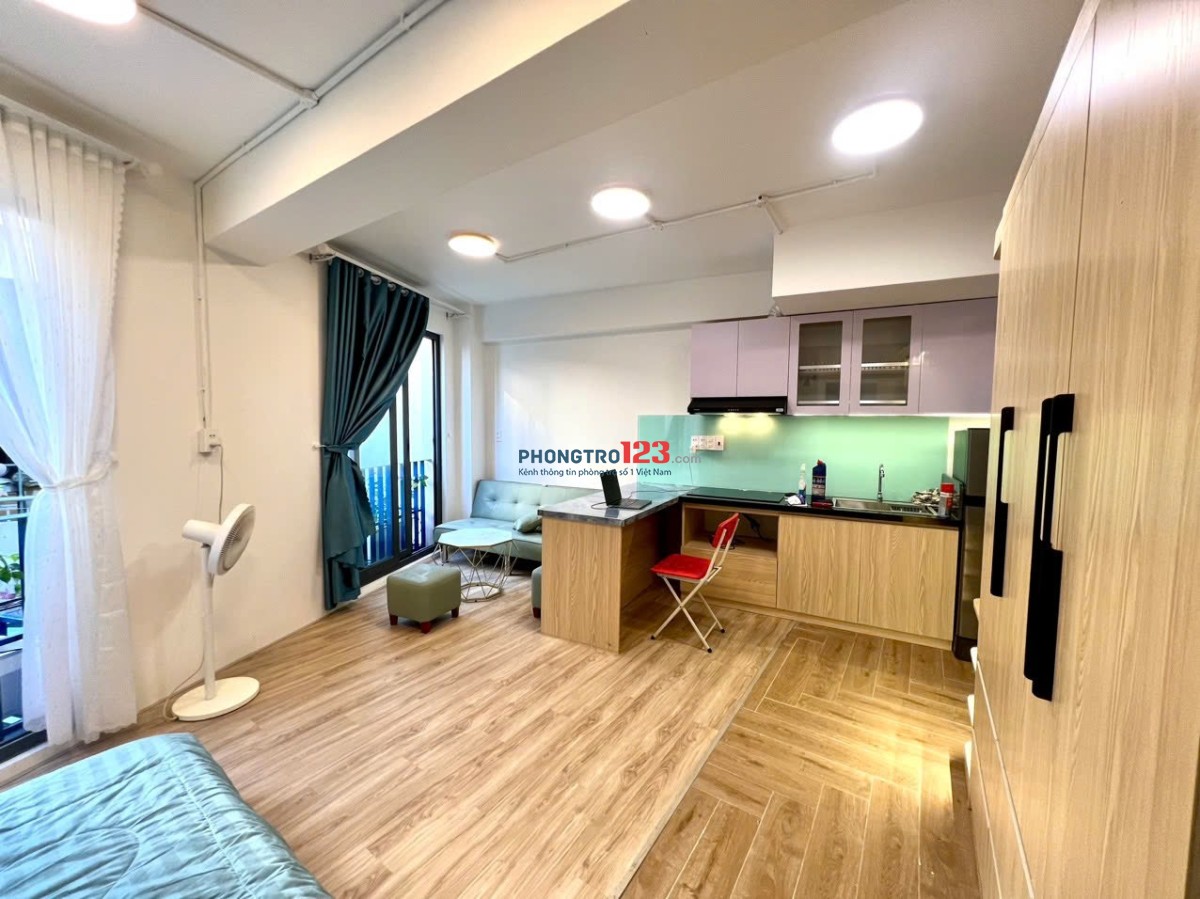 PHÒNG FULL NỘI THẤT BAN CÔNG THANG MÁY SIÊU RỘNG THOÁNG BẾP HIỆN ĐẠI ĐIỆN BIÊN PHỦ BÌNH THẠNH SÁT Q1