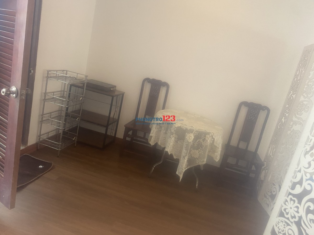 Chính chủ cho thuê phòng trọ mặt ngõ rộng 285 Đội Cấn. TL 0963893586