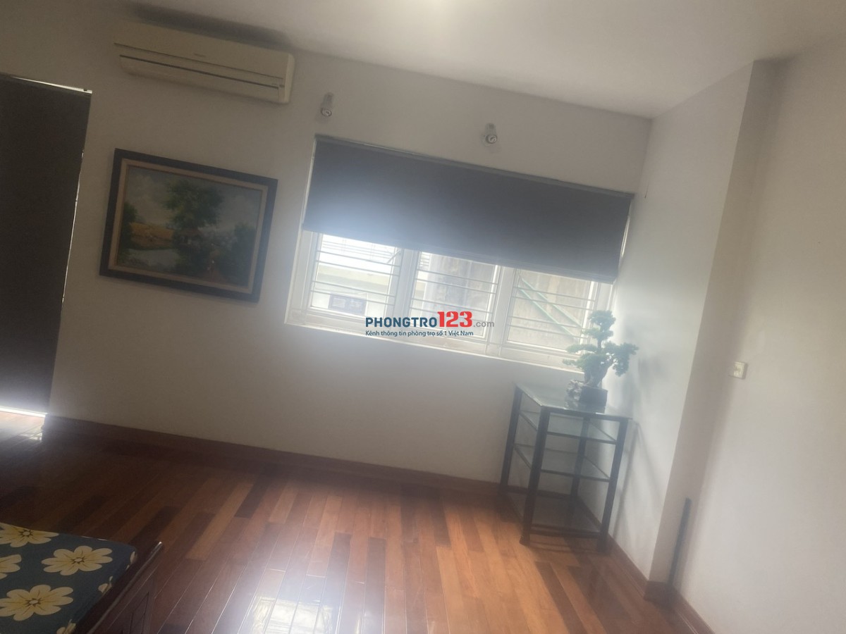 Chính chủ cho thuê phòng trọ mặt ngõ rộng 285 Đội Cấn. TL 0963893586