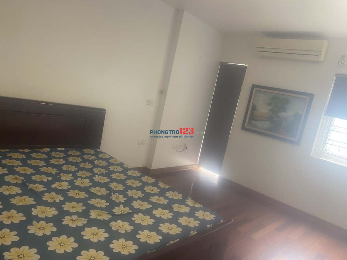 Chính chủ cho thuê phòng trọ mặt ngõ rộng 285 Đội Cấn. TL 0963893586