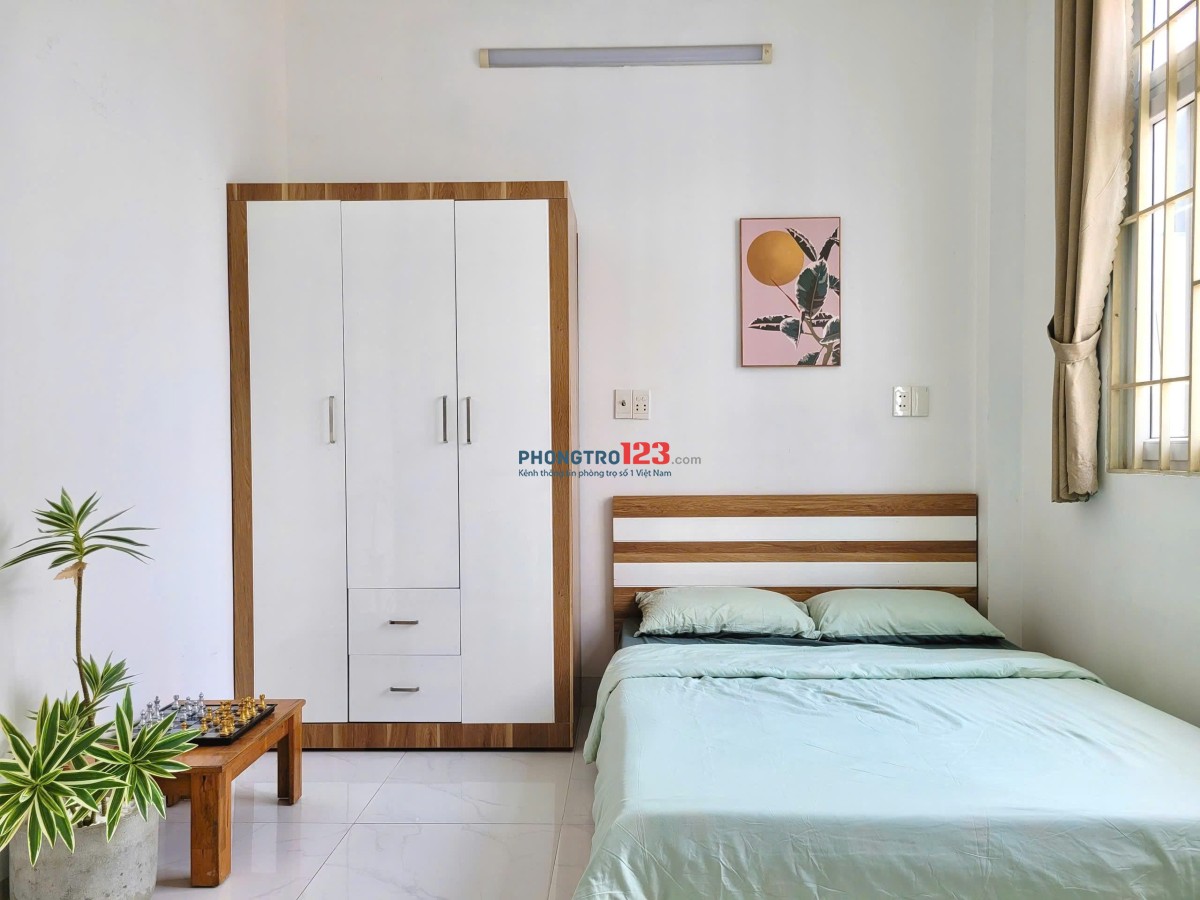 Cho thuê phòng 40m², ban công, máy giặt riêng – Phan Chu Trinh, Bình Thạnh gần UTH, UEF, FTU2