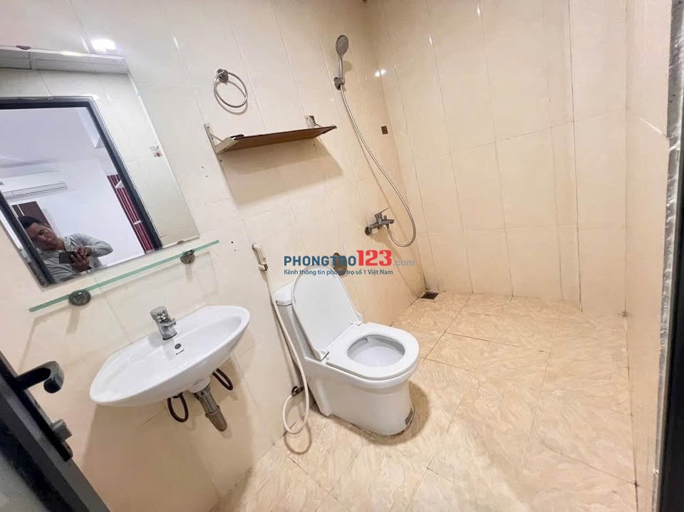 Trống căn 2PN chung cư Carillon3, Hoàng Hoa Thám full nội thất chỉ 13tr5/tháng