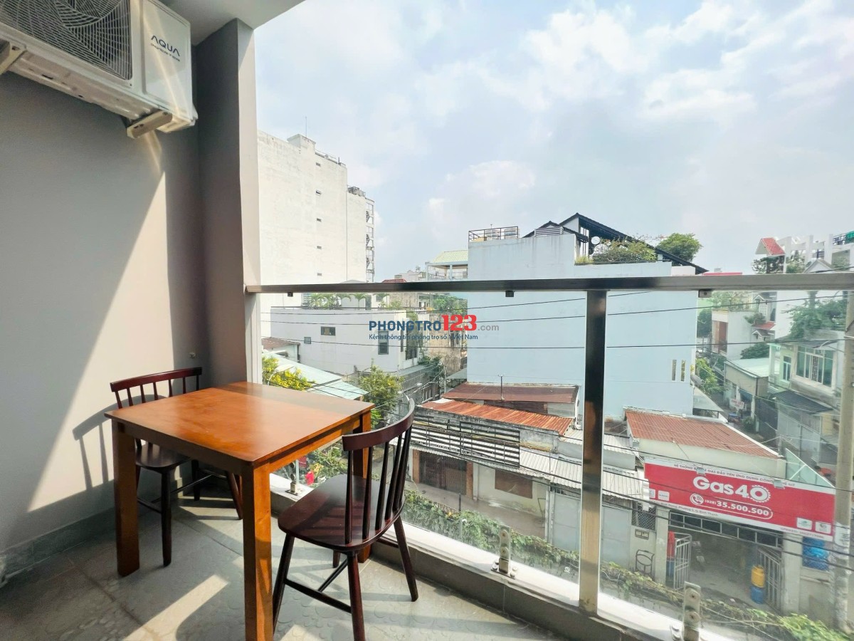 Cho thuê phòng ban công, tách bếp Bình Thạnh gần chợ Bà Chiểu, đại học Văn Lang, IUH siêu thoáng