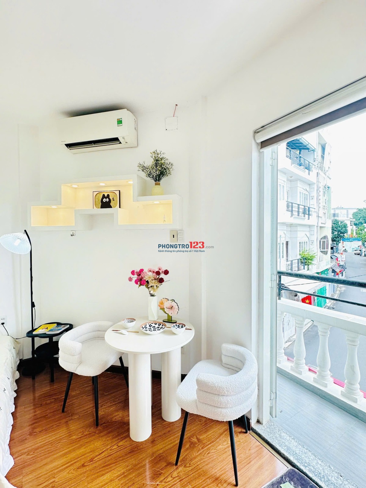 Khai trương căn 40m² ban công lớn thoáng- đẹp- mới giáp quận 1- trương quốc dung, phú nhuận