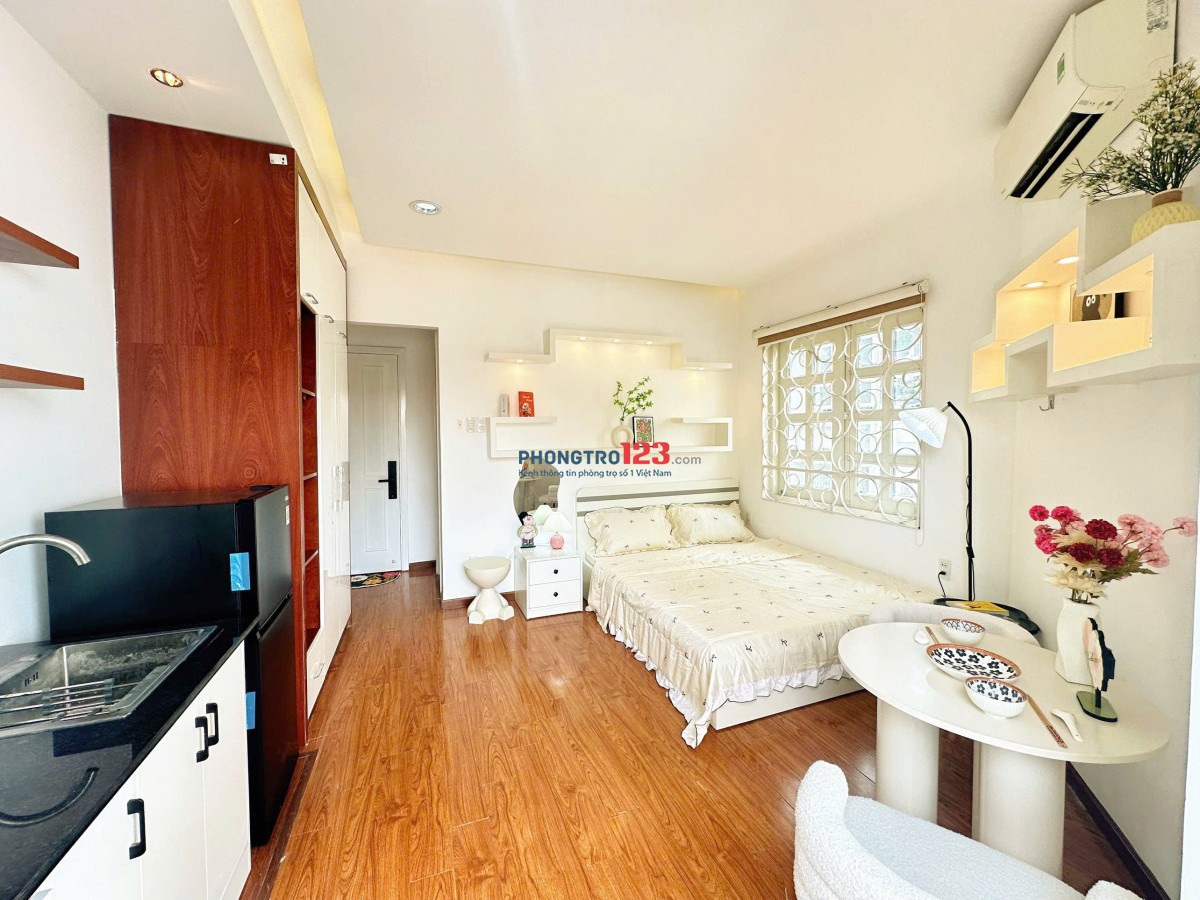 Khai trương căn 40m² ban công lớn thoáng- đẹp- mới giáp quận 1- trương quốc dung, phú nhuận