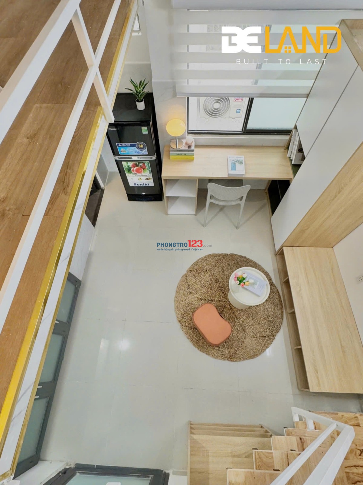Duplex cửa sổ trời bình trưng tây, Q2