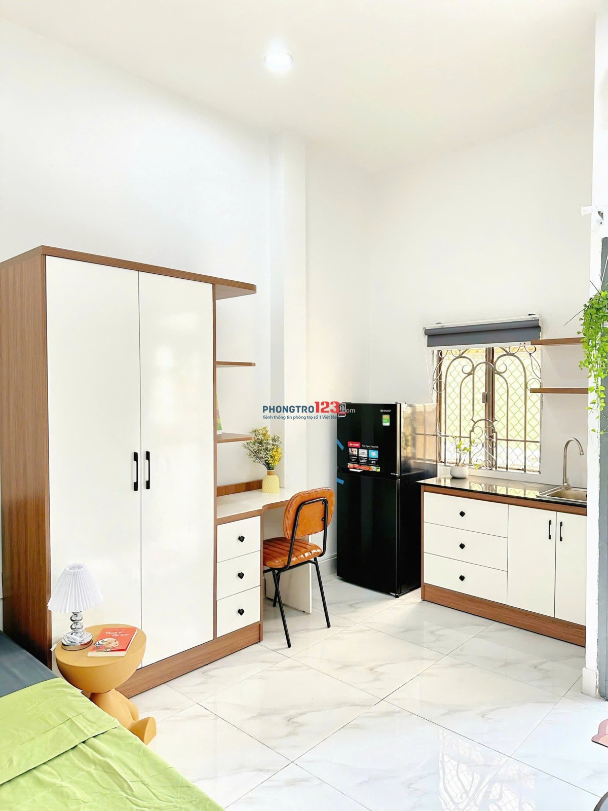 PHÒNG 35m2 BAN CÔNG LỚN THOÁNG - RỘNG FULL NỘI THẤT NGAY HÀNG XANH - BẠCH ĐẰNG, BÌNH THẠNH