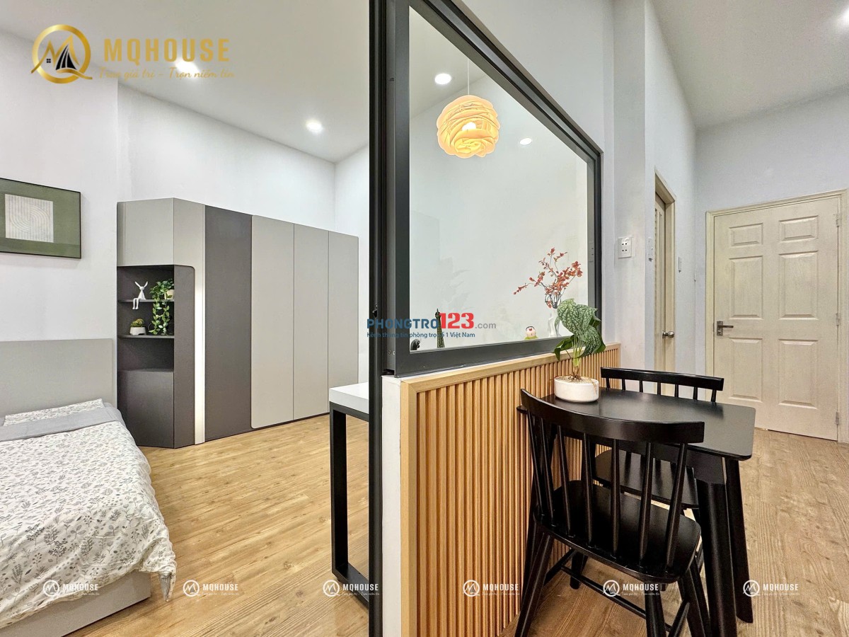 CHO THUÊ 1PN BAN CÔNG CỰC ĐẸP GẦN BỜ KÈ HOÀNG SA - NGÃ TƯ BẢY HIỀN