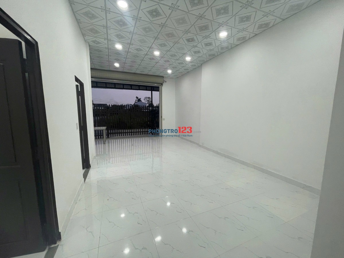 Nhà 2 mặt tiền, 124m2, 3 phòng ngủ, 1 phòng khách, 1 phòng bếp