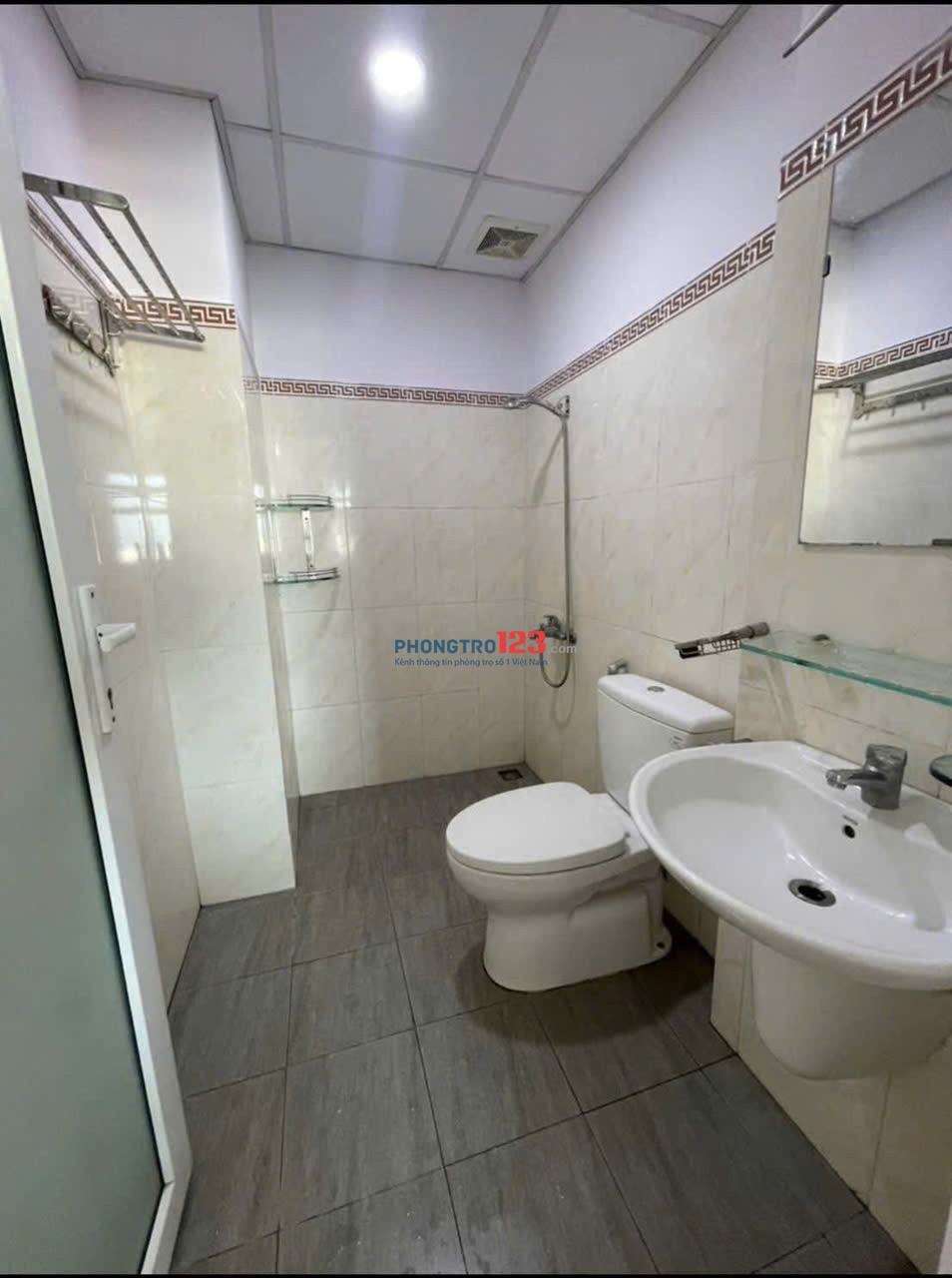 Chung cư Nguyễn Thượng Hiền, BT: 62m2, 2p ngủ, máy lạnh, 10,5triệu