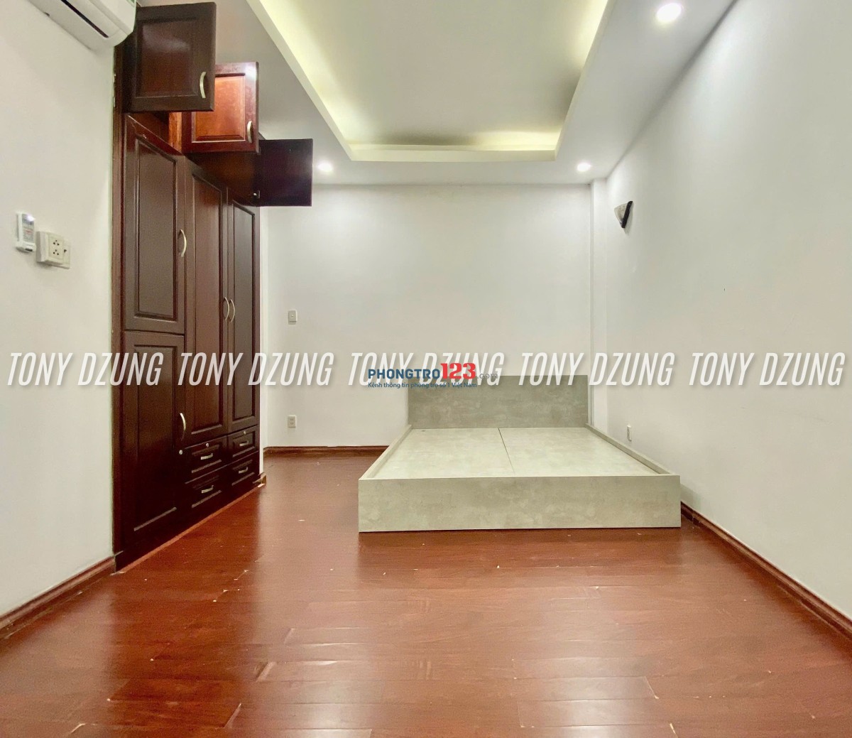 PHÒNG ĐẸP SẴN NỘI THẤT CƠ BẢN - CÓ MÁY LẠNH CỬA SỔ THOÁNG - NGAY GẦN DƯƠNG QUẢNG HÀM