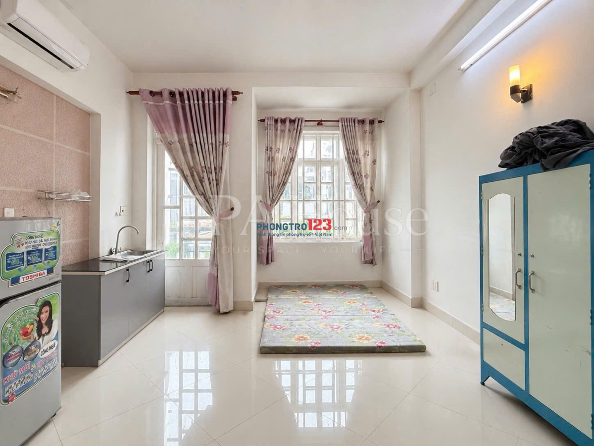 Cho thuê phòng có ban công, cửa sổ lớn, đầy đủ tiện nghi – Bình Thạnh gần UEF, HIU