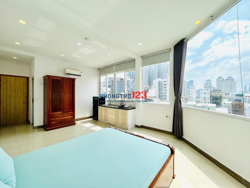 Studio bancon full tiện nghi tại đường d1 gần metro tân cảng, đh gtvt