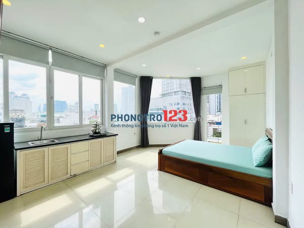 Studio bancon full tiện nghi tại đường d1 gần metro tân cảng, đh gtvt