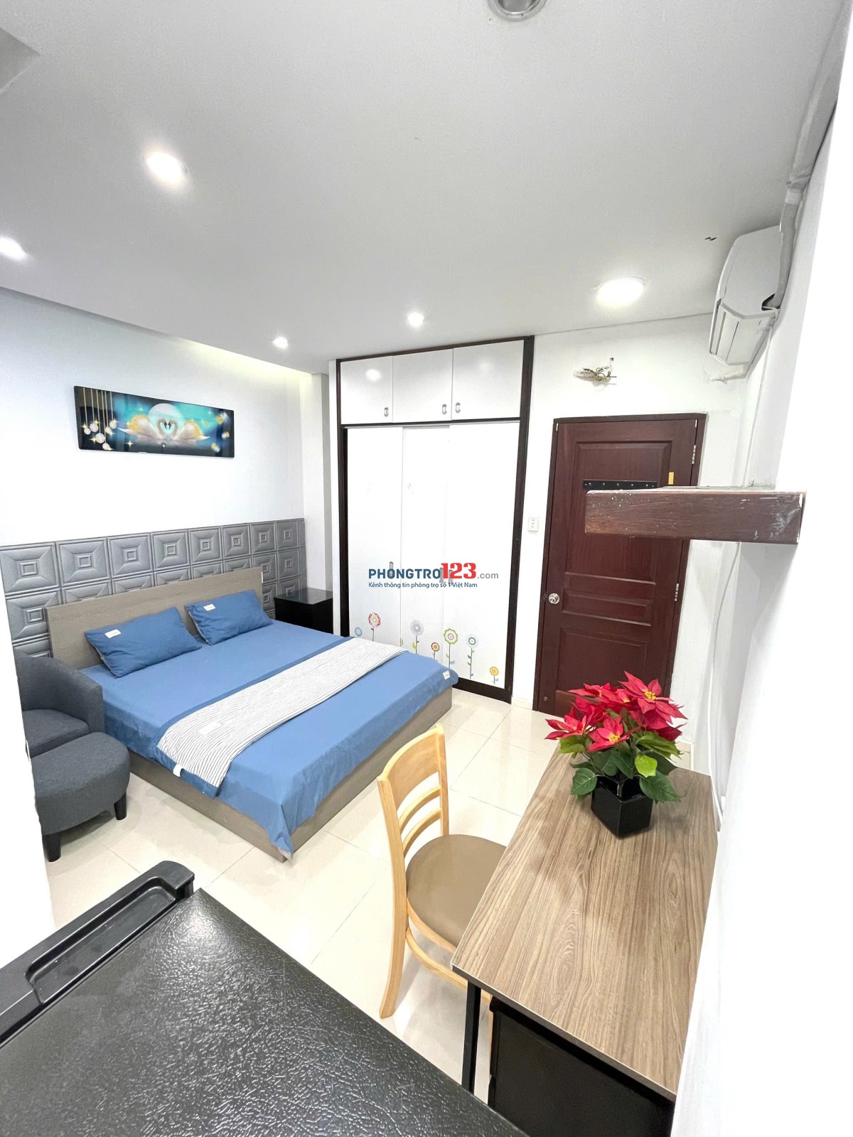 SIÊU PHẨM BAN CÔNG LỘNG GIÓ CÓ MÁY GIẶT RIÊNG – VÕ TRƯỜNG TOẢN SÁT QUẬN 1 CHỈ 6TR