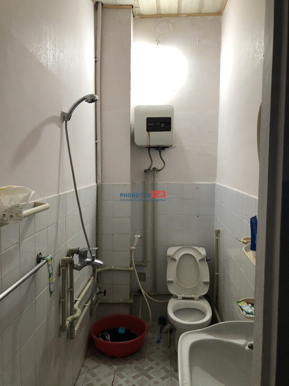 Tìm nam sinh viên ở ghép cùng phòng trọ không chung chủ tại Đà Nẵng