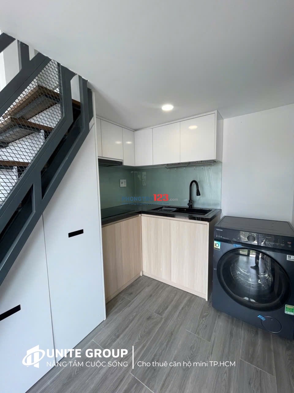 CHO THUÊ DUPLEX FULL NỘI THẤT BAN CÔNG TẠI HÀNG XANH NGAY ĐIỆN BIÊN PHỦ