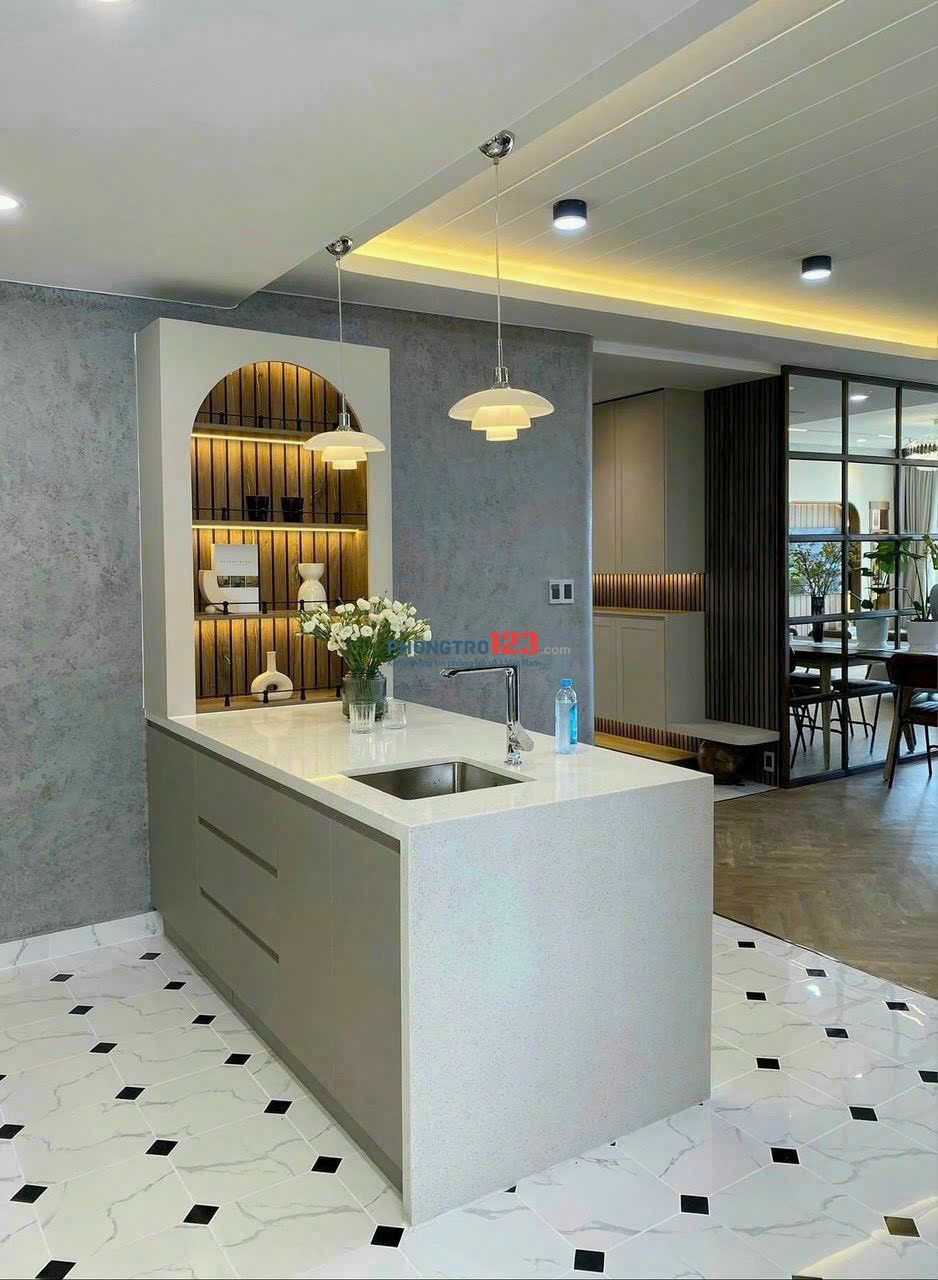 Penthouse Satra Eximland -200m2 nội thất cao cấp 4PN, 3WC Giá thuê 49 Tr/th
