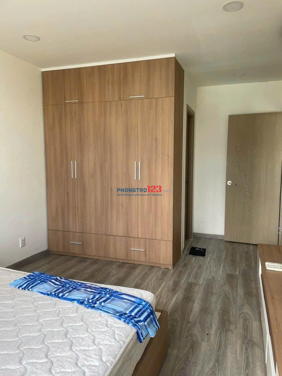 Saigonres plaza Nguyễn Xí, giá thuê 15,5tr/th 3PN, 2WC, 81m2 đầy đủ nội thất