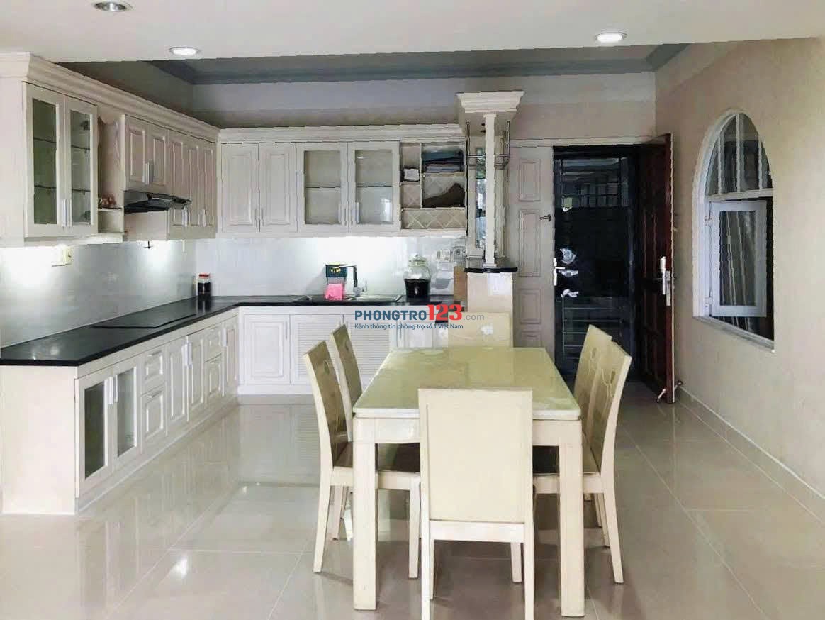 Căn góc C/c Khuông Việt 105m2, 3PN, đầy đủ nội thất giá 15 Tr/th