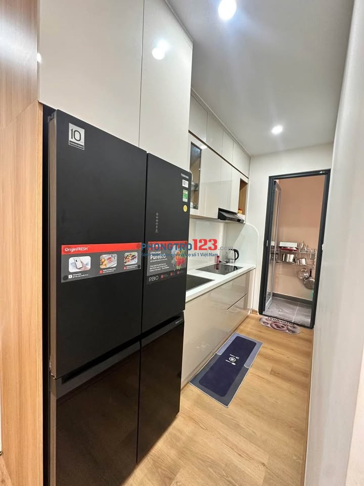 Cho thuê C/c cao cấp Sky Center, Phổ Quang - Căn 2PN, Full nội thất giá 14tr/tháng