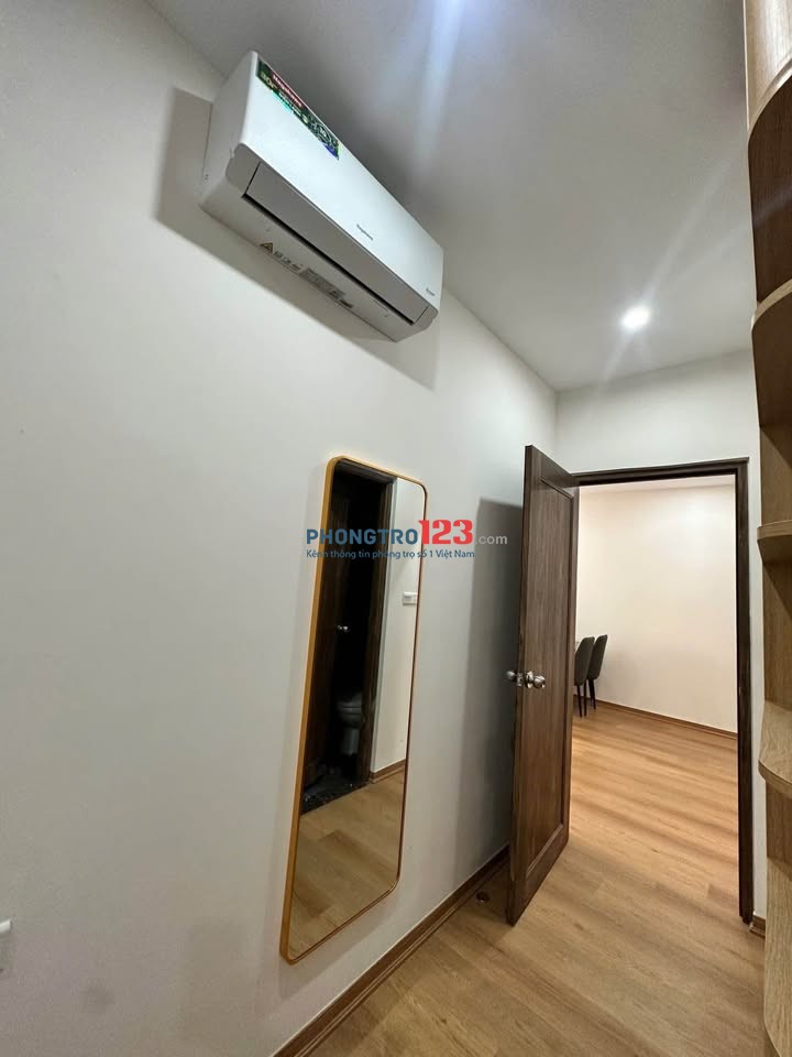 Cho thuê C/c cao cấp Sky Center, Phổ Quang - Căn 2PN, Full nội thất giá 14tr/tháng