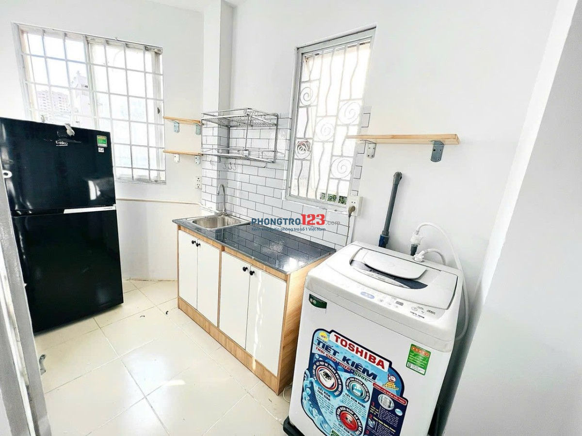 Cho thuê phòng trọ 1pn tách bếp full nội thất đường Nguyễn Gia Trí sát GTVT, Ngoại Thương , HUTECH