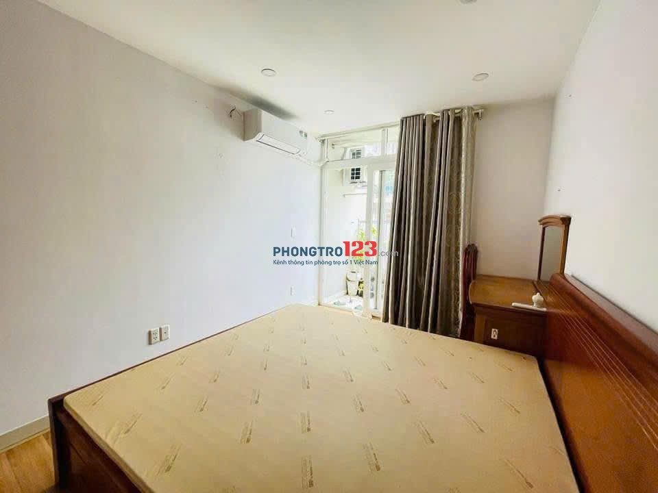 Chung Cư Ngô Tất Tố căn 2p ngủ, nội thất giá 12tr/th