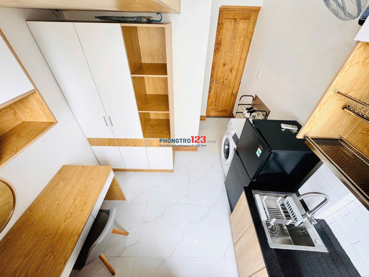 HO THUÊ CĂN HỘ DUPLEX CÓ CỬA SỔ TRỜI & MÁY GIẶT | GẦN CHỢ BÀ CHIỂU & ĐẠI HỌC VĂN LANG CS1