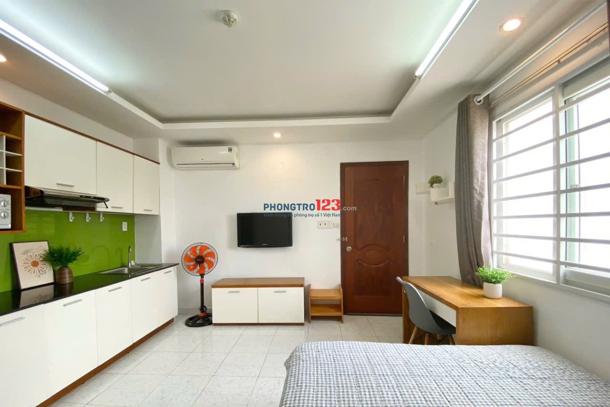 PHÒNG 40m2 FULL NỘI THẤT MỚI SIÊU THOÁNG, MỚI, SẠCH GIÁP QUẬN 1- LÊ VĂN SỸ, PHÚ NHUẬN