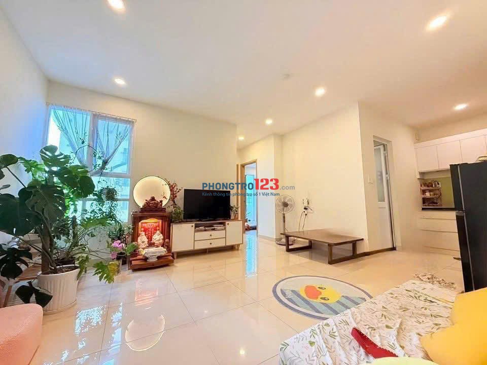 Chung cư Hoa Sứ, P7, PN: 75m2, đầy đủ NT, 2PN, 12triệu
