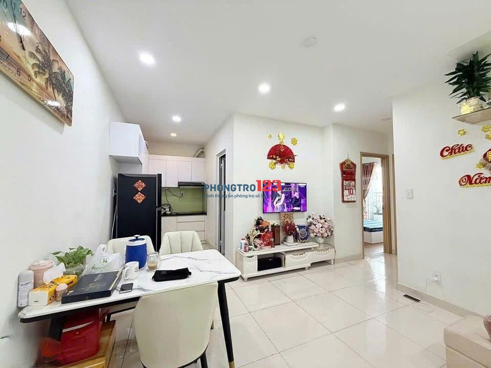 Chung cư Hoa Sứ, P7, PN: 75m2, đầy đủ NT, 2PN, 12triệu