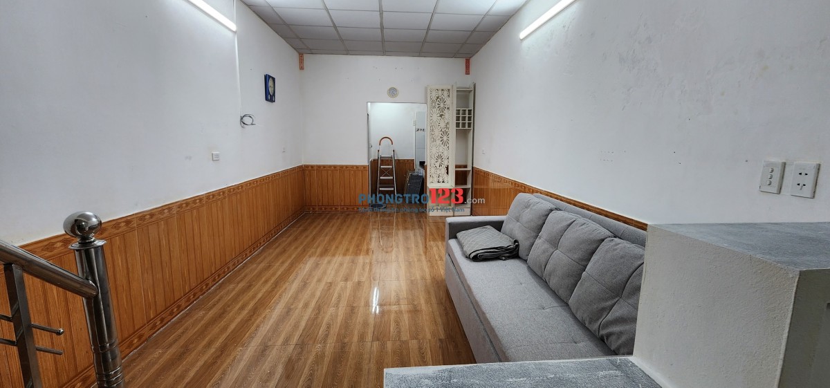 Cho thuê nhà riêng tại Ngõ 199 Lò Đúc, 8 triệu VND, 70m2, 2PN, 2WC, chính chủ