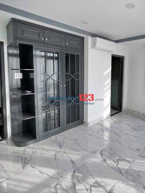 PHÒNG 35m2 RỘNG BAN CÔNG THOÁNG SẴN NỘI THẤT MỚI GIÁP QUẬN 1- PHAN XÍCH LONG, PHÚ NHUẬN