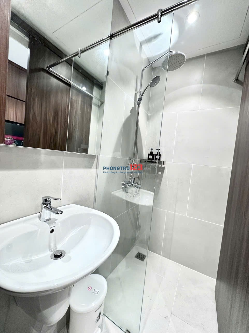 CĂN HỘ BAN CÔNG RỘNG CÓ THANG MÁY – NGUYỄN KIỆM SÁT CÔNG VIÊN GIA ĐỊNH