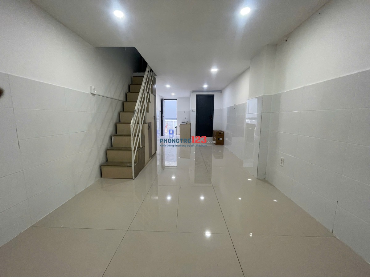 CHO THUÊ CĂN 2PN-2PK SIUU RỘNG NGAY ĐẦM SEN - NGÃ 4 BỐN XÃ- KHÔNG GHAN NGƯỜI XE