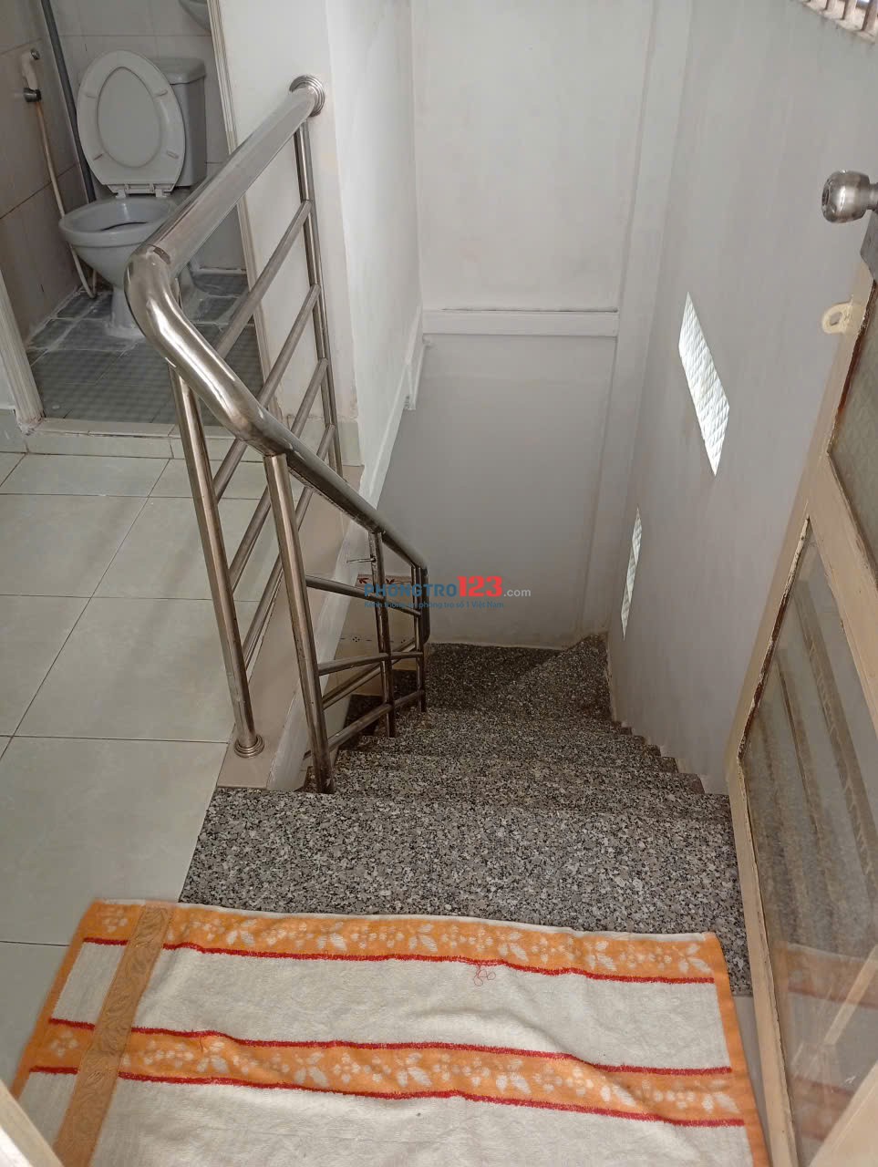 Chính chủ cho thuê nhà nguyên căn 1 trệt 1 lầu, 710/15 Huỳnh Tấn Phát, phường Tấn Phú, quận 7