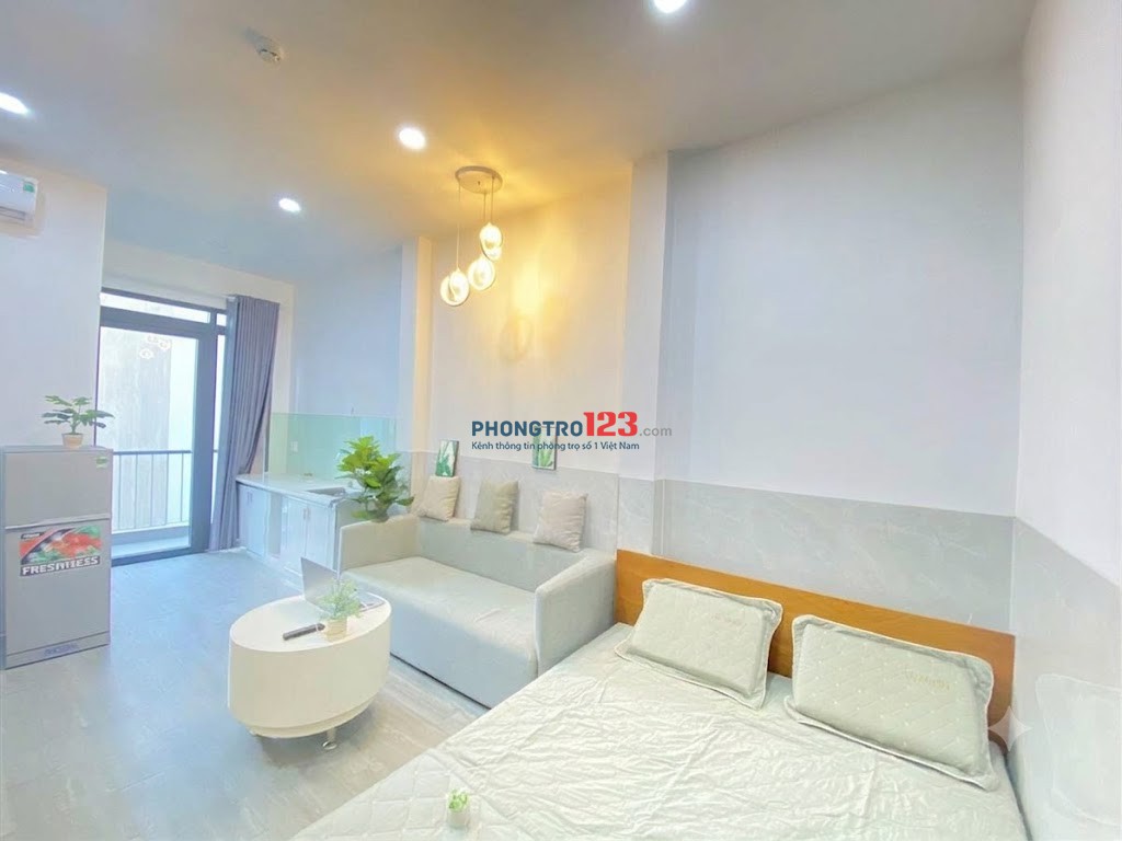 CHÍNH CHỦ CHO THUÊ PHÒNG CỬA SỔ BAN CÔNG THANG MÁY KẾ BÊN CHỢ BÌNH ĐIỀN, ĐH KINH TẾ, ĐH VĂN HIẾN