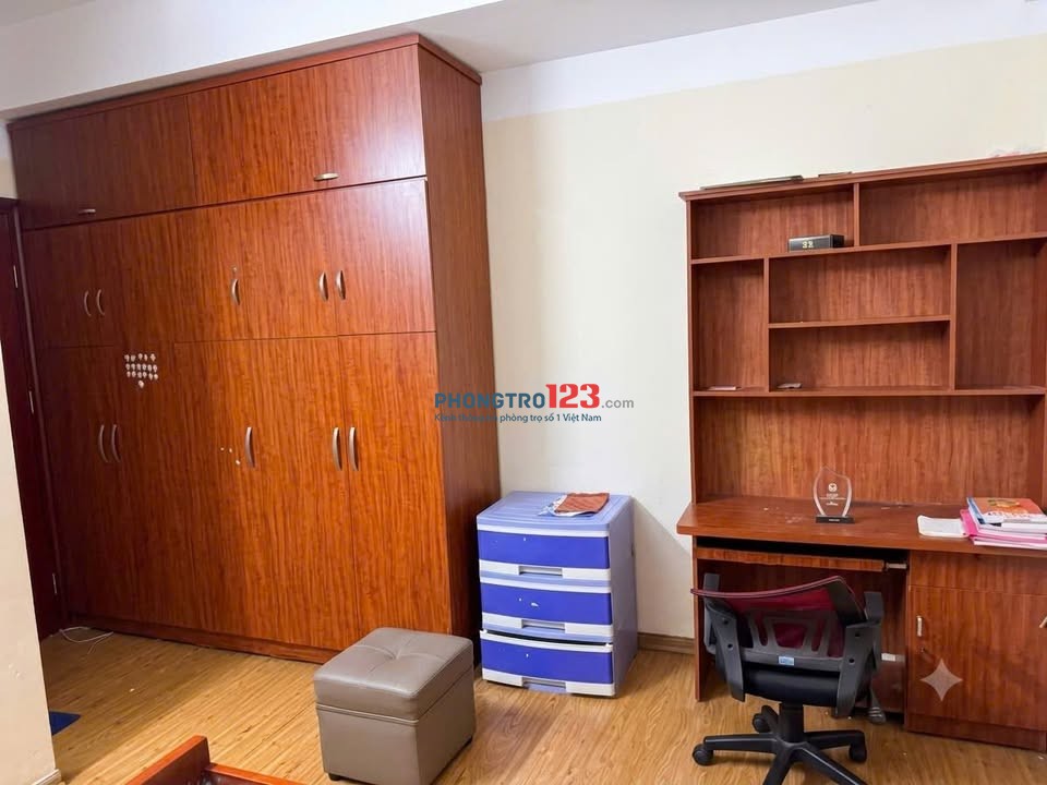 Cho thuê C/c B1 Trường Sa, Ph.Gia Định - Căn 2PN, NT đầy đủ giá thuê 12tr/tháng