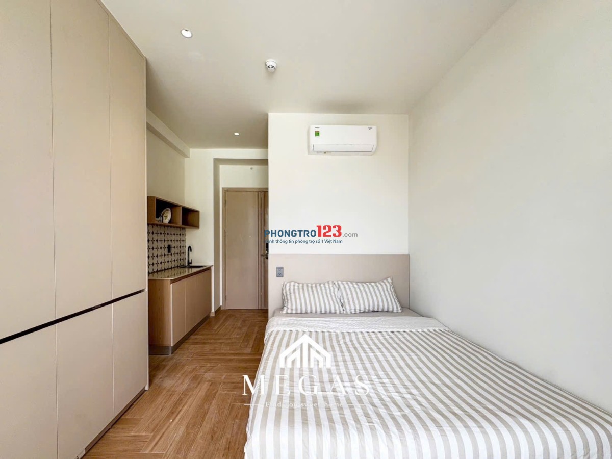 Studio Bancol thoáng ngay Nguyễn Văn Cừ quận 1 Full nội thất hiện đại siêu đẹp